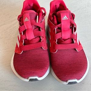 Adidas brand new tennis shoes